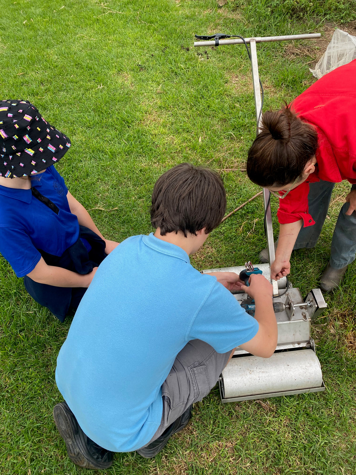 Buds4Life Thursday 27 March - Session 4 - Autumn growing: Tilling the soil and mulching the bed