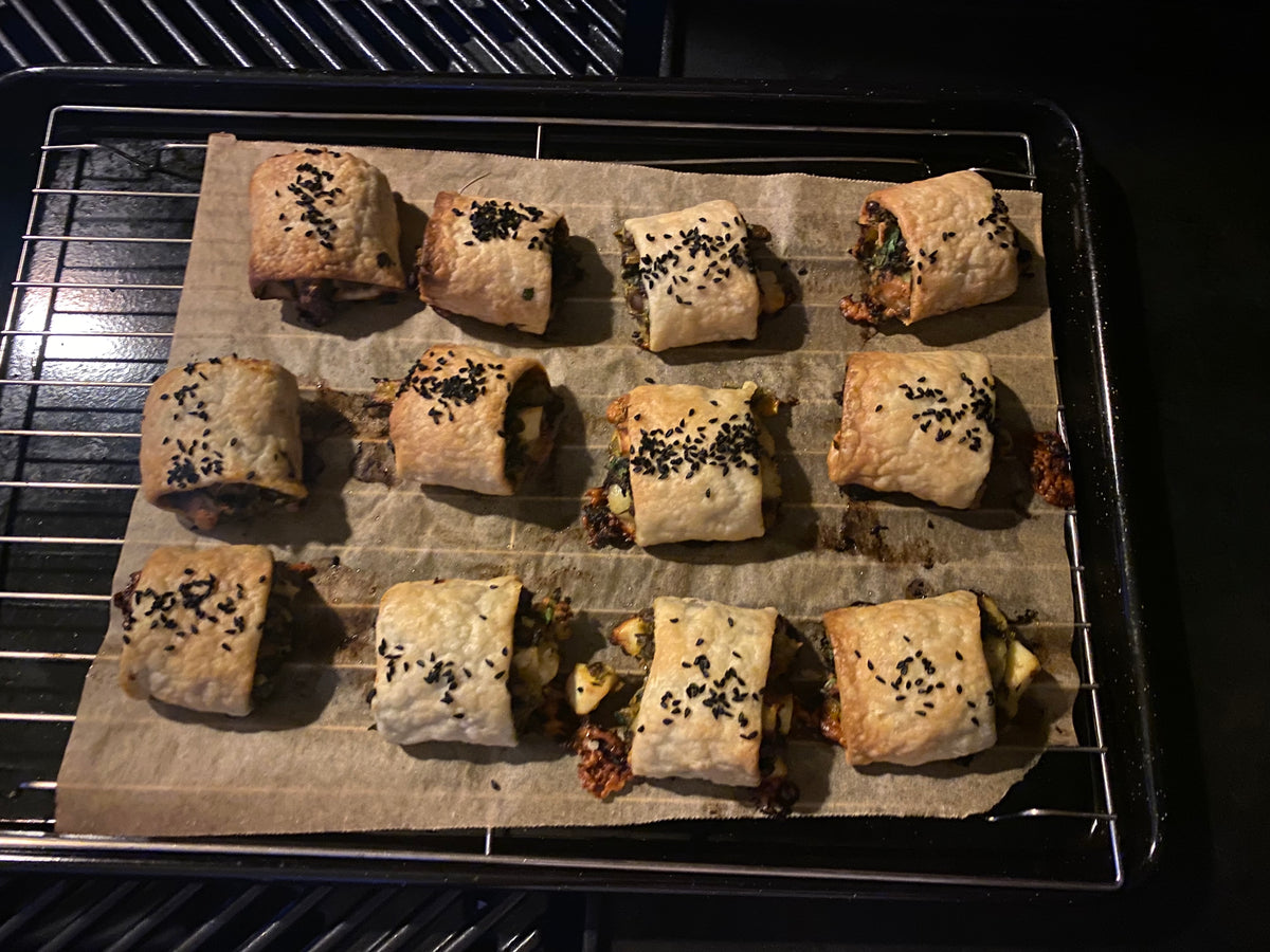 Buds4Life Thursday 6 March - Session 1 - Wild foraging: Warrigal greens veggie rolls